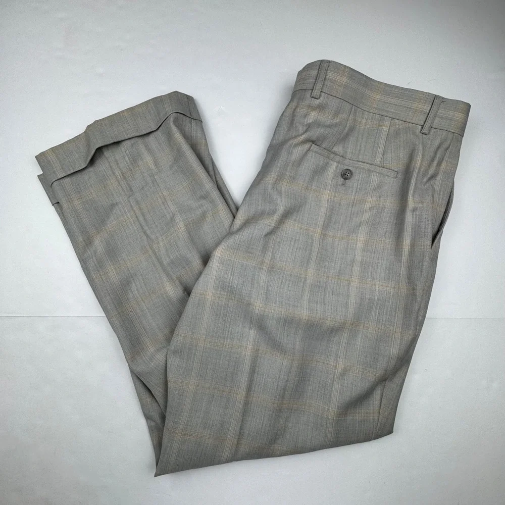 Coogi Luxe Dress Pants 38W Grey Wool Blend Plaid Pleated Cuffed Classic Trousers